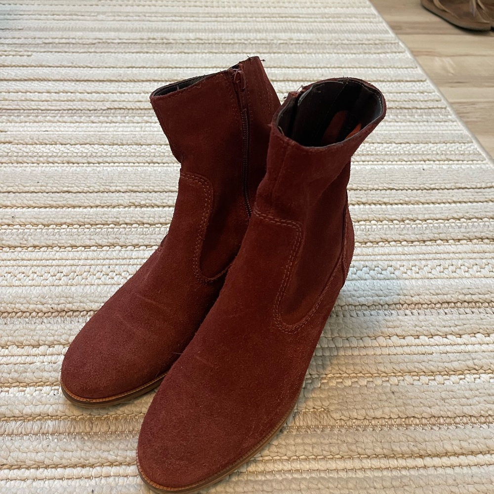 Booties - Picture 2 of 4